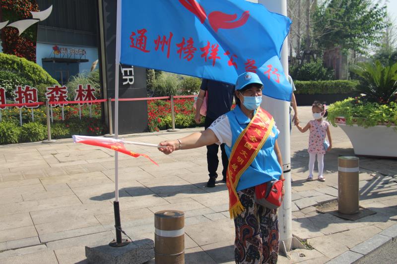 <strong>免费日女人逼视频</strong>